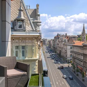 Hotel Nh Collection Center, Budapeste