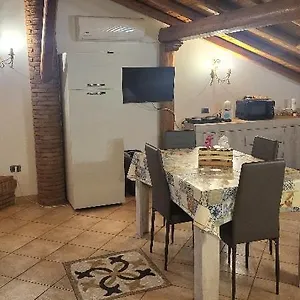 Casa Lmt Aci Catena