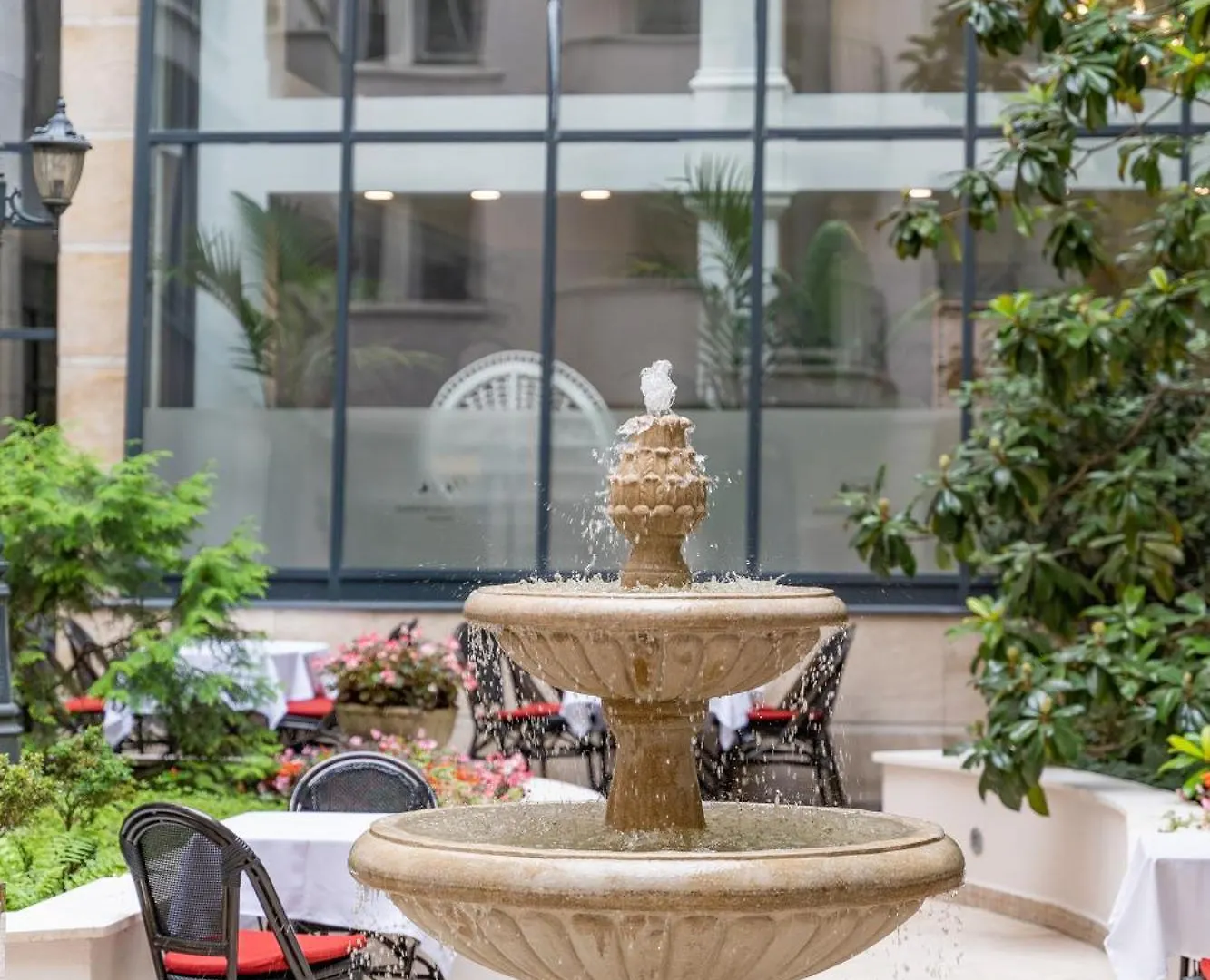 Queen'S Court Hotel & Residence Budapest 5*,  Hungary