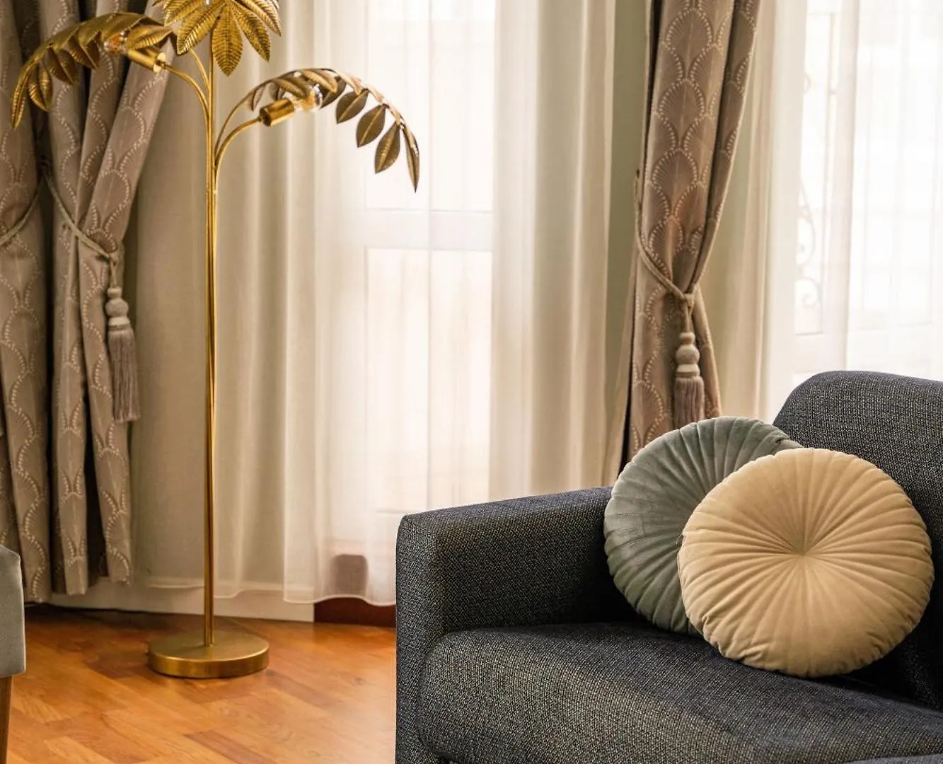 Queen'S Court Hotel & Residence Budapest 5*,